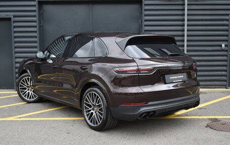 Porsche Cayenne III, 2021 год, 11 990 000 рублей, 3 фотография