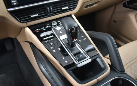 Porsche Cayenne III, 2021 год, 11 990 000 рублей, 21 фотография