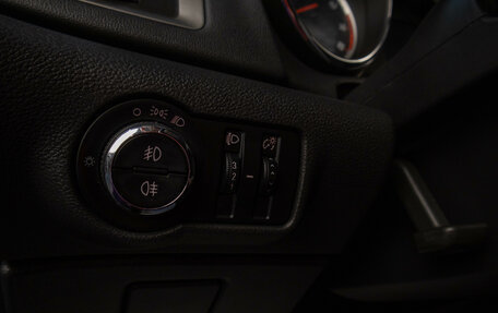 Opel Astra J, 2011 год, 729 000 рублей, 11 фотография