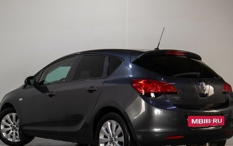 Opel Astra J, 2011 год, 729 000 рублей, 5 фотография