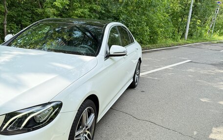 Mercedes-Benz E-Класс, 2017 год, 3 300 000 рублей, 2 фотография