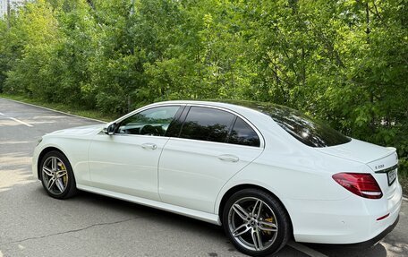 Mercedes-Benz E-Класс, 2017 год, 3 300 000 рублей, 3 фотография