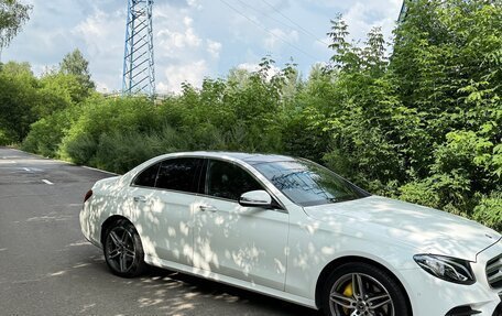 Mercedes-Benz E-Класс, 2017 год, 3 300 000 рублей, 7 фотография