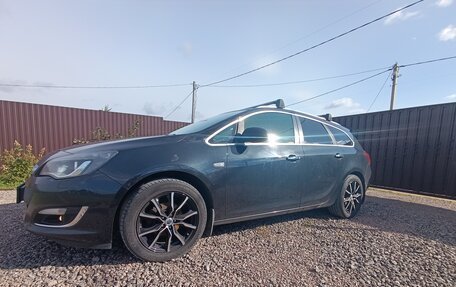 Opel Astra J, 2013 год, 1 170 000 рублей, 2 фотография