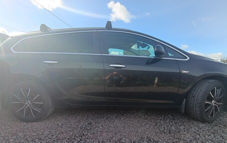 Opel Astra J, 2013 год, 1 170 000 рублей, 35 фотография