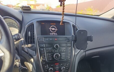 Opel Astra J, 2013 год, 1 170 000 рублей, 27 фотография