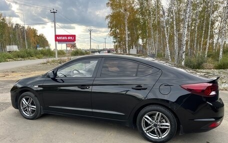 Hyundai Elantra VI рестайлинг, 2019 год, 1 600 000 рублей, 6 фотография