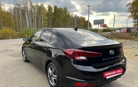 Hyundai Elantra VI рестайлинг, 2019 год, 1 600 000 рублей, 4 фотография