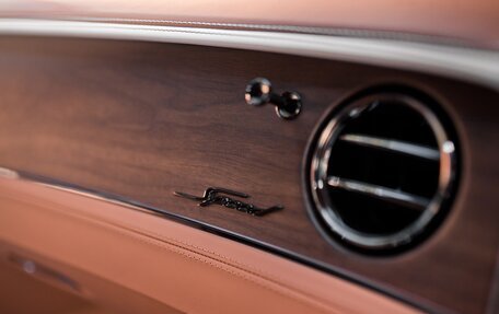 Bentley Continental GT, 2024 год, 61 000 000 рублей, 11 фотография