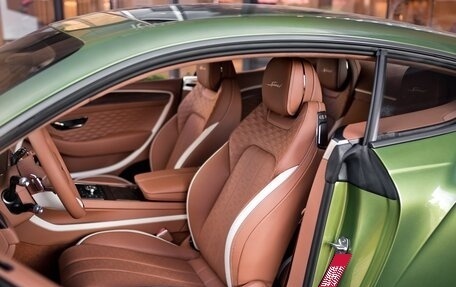 Bentley Continental GT, 2024 год, 61 000 000 рублей, 9 фотография