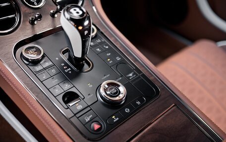 Bentley Continental GT, 2024 год, 61 000 000 рублей, 12 фотография