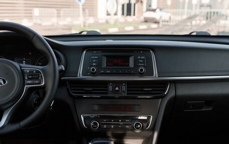 KIA Optima IV, 2018 год, 1 580 000 рублей, 15 фотография