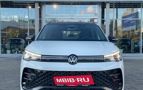 Volkswagen Tiguan, 2025 год, 4 879 000 рублей, 3 фотография