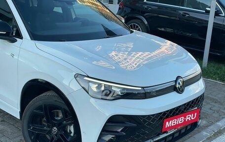 Volkswagen Tiguan, 2025 год, 4 879 000 рублей, 12 фотография