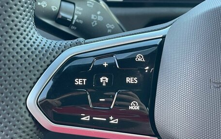 Volkswagen Tiguan, 2025 год, 4 879 000 рублей, 18 фотография