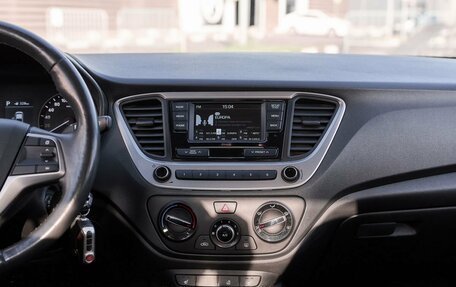 Hyundai Solaris II рестайлинг, 2018 год, 1 340 000 рублей, 15 фотография