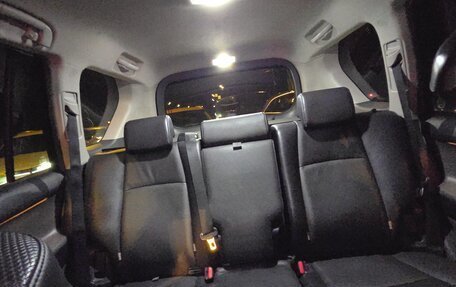 Toyota Land Cruiser Prado 150 рестайлинг 2, 2012 год, 3 400 000 рублей, 10 фотография