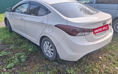 Hyundai Elantra V, 2012 год, 1 050 000 рублей, 3 фотография