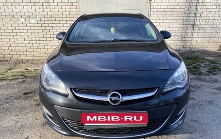 Opel Astra J, 2015 год, 860 000 рублей, 11 фотография