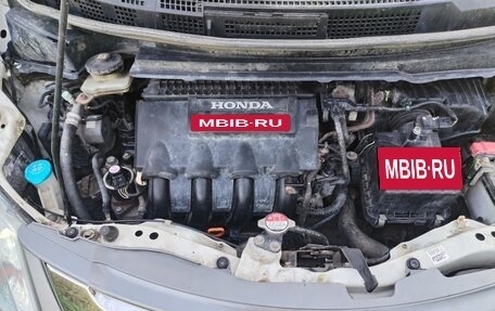 Honda Freed I, 2013 год, 1 300 000 рублей, 17 фотография