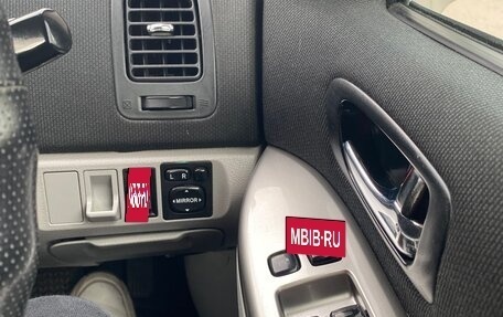 Toyota Opa I рестайлинг, 2002 год, 375 000 рублей, 23 фотография