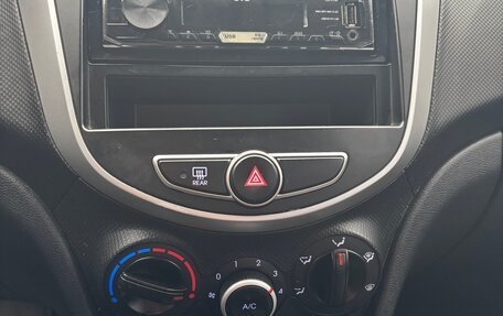 Hyundai Solaris II рестайлинг, 2012 год, 849 000 рублей, 14 фотография