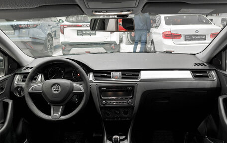 Skoda Rapid I, 2014 год, 650 000 рублей, 18 фотография