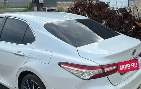 Toyota Camry, 2021 год, 3 810 000 рублей, 5 фотография