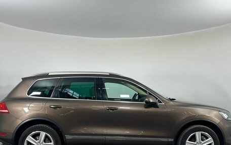 Volkswagen Touareg III, 2010 год, 1 445 000 рублей, 8 фотография
