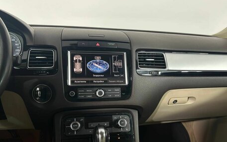 Volkswagen Touareg III, 2010 год, 1 445 000 рублей, 15 фотография