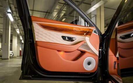 Bentley Flying Spur, 2023 год, 27 500 000 рублей, 8 фотография