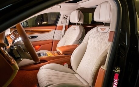 Bentley Flying Spur, 2023 год, 27 500 000 рублей, 7 фотография