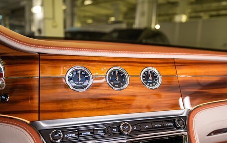 Bentley Flying Spur, 2023 год, 27 500 000 рублей, 29 фотография