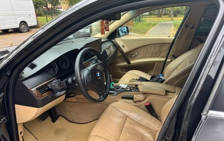 BMW 5 серия, 2006 год, 1 120 000 рублей, 9 фотография