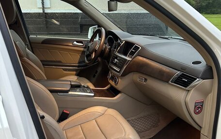 Mercedes-Benz GL-Класс, 2014 год, 3 400 000 рублей, 5 фотография