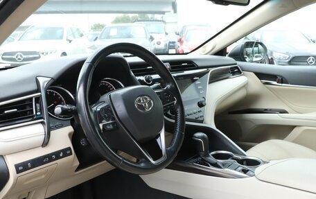 Toyota Camry, 2018 год, 2 740 000 рублей, 12 фотография