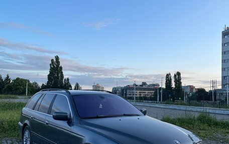BMW 5 серия, 2002 год, 800 000 рублей, 1 фотография