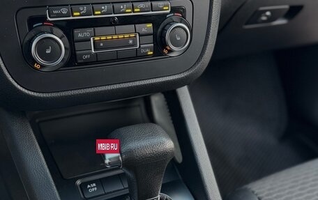 Volkswagen Jetta VI, 2010 год, 830 000 рублей, 14 фотография