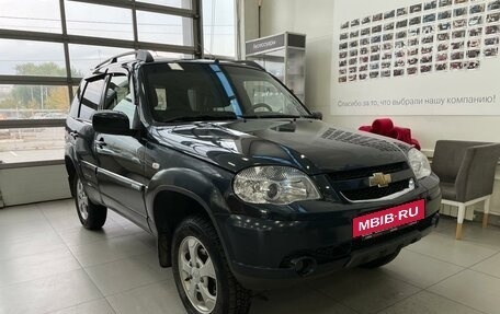 Chevrolet Niva I рестайлинг, 2014 год, 620 000 рублей, 3 фотография