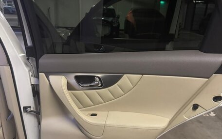 Infiniti FX II, 2009 год, 1 700 000 рублей, 12 фотография