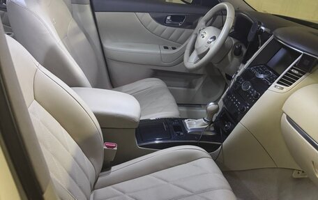 Infiniti FX II, 2009 год, 1 700 000 рублей, 10 фотография
