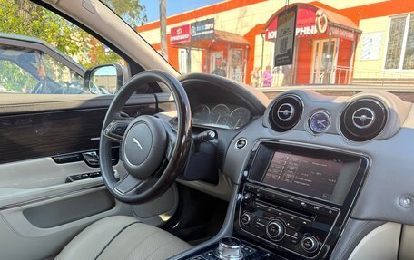 Jaguar XJ IV (X351), 2011 год, 1 640 000 рублей, 17 фотография