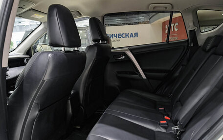 Toyota RAV4, 2015 год, 2 499 000 рублей, 16 фотография