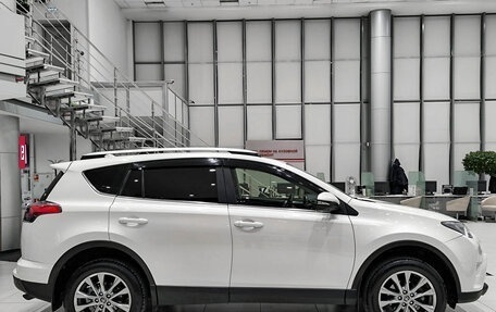 Toyota RAV4, 2015 год, 2 499 000 рублей, 8 фотография