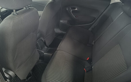 Volkswagen Polo VI (EU Market), 2011 год, 499 000 рублей, 18 фотография