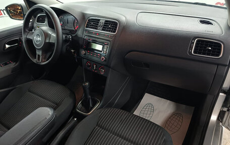 Volkswagen Polo VI (EU Market), 2011 год, 499 000 рублей, 12 фотография