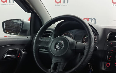 Volkswagen Polo VI (EU Market), 2011 год, 499 000 рублей, 13 фотография