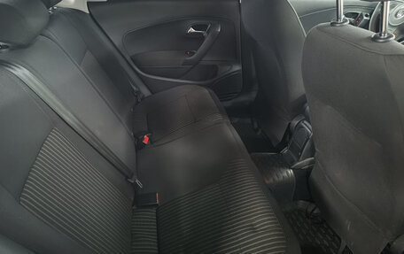 Volkswagen Polo VI (EU Market), 2011 год, 499 000 рублей, 19 фотография