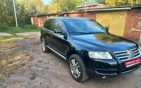 Volkswagen Touareg III, 2004 год, 679 000 рублей, 5 фотография