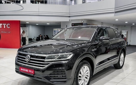 Volkswagen Touareg III, 2019 год, 3 850 000 рублей, 1 фотография